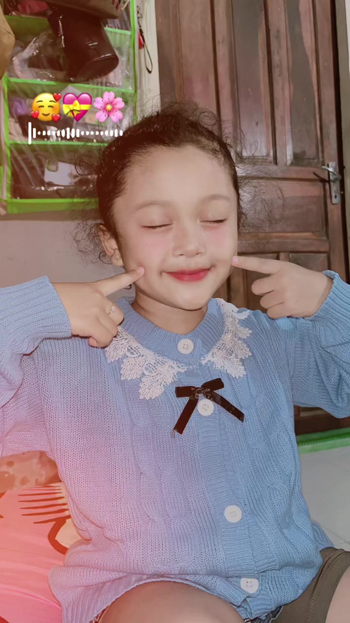@mamanya della