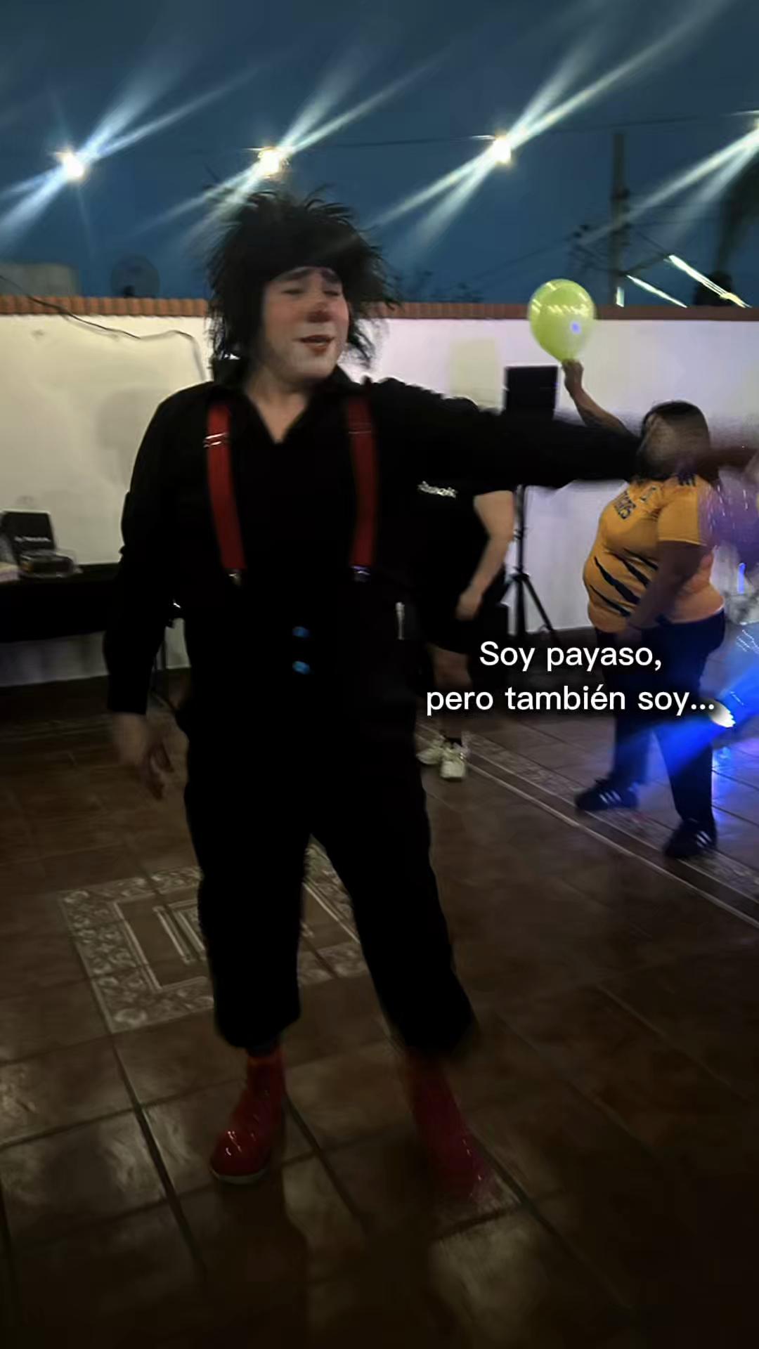 @Lucas payasote show