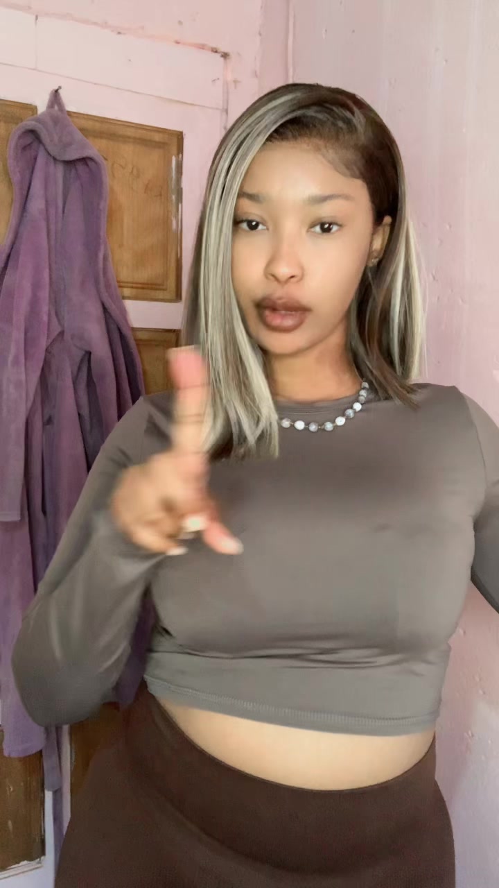 @L A M M I I E Y BOO🦋
