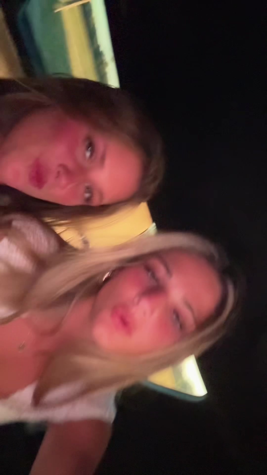@ameliehangey