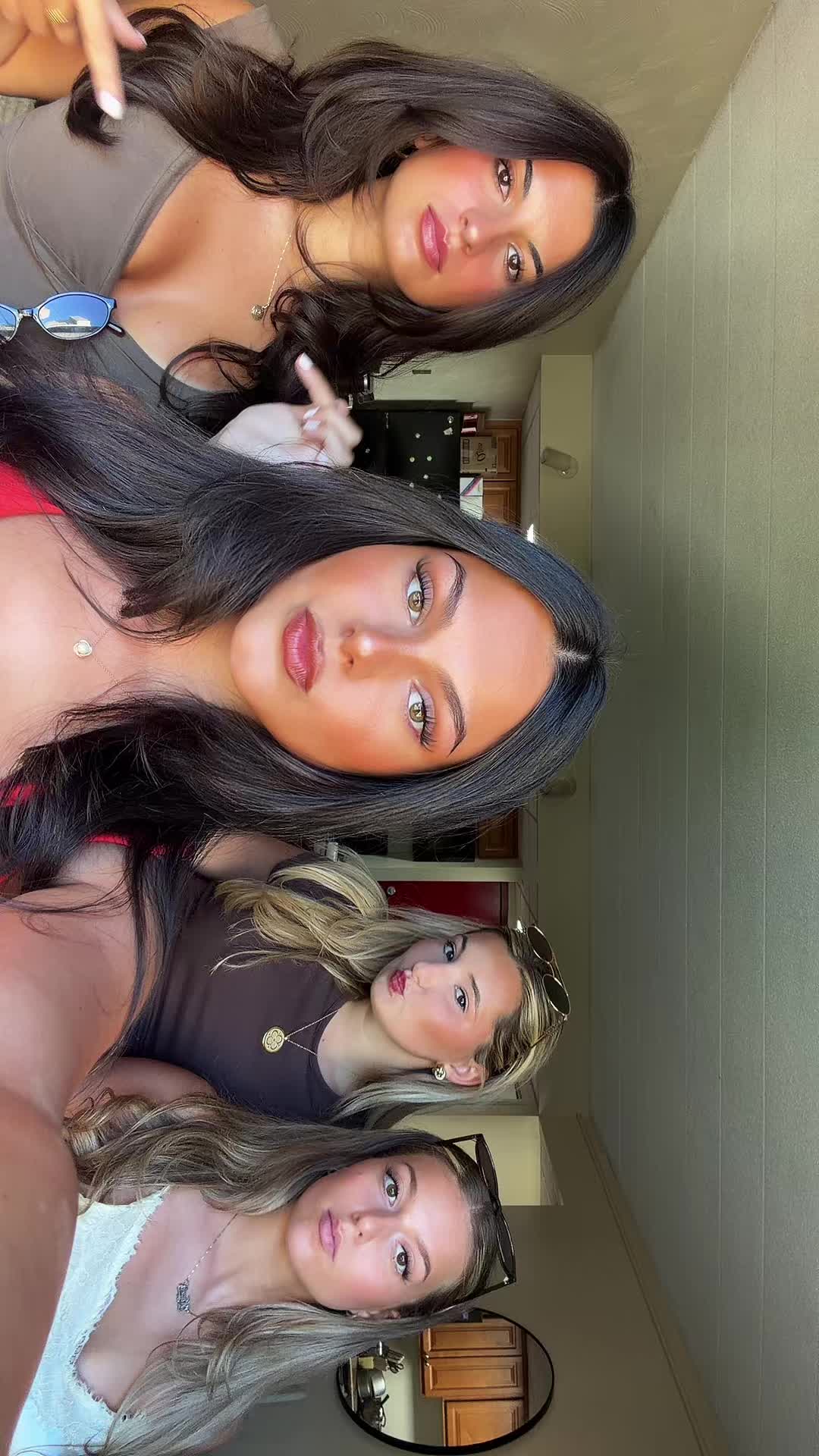 @Stella