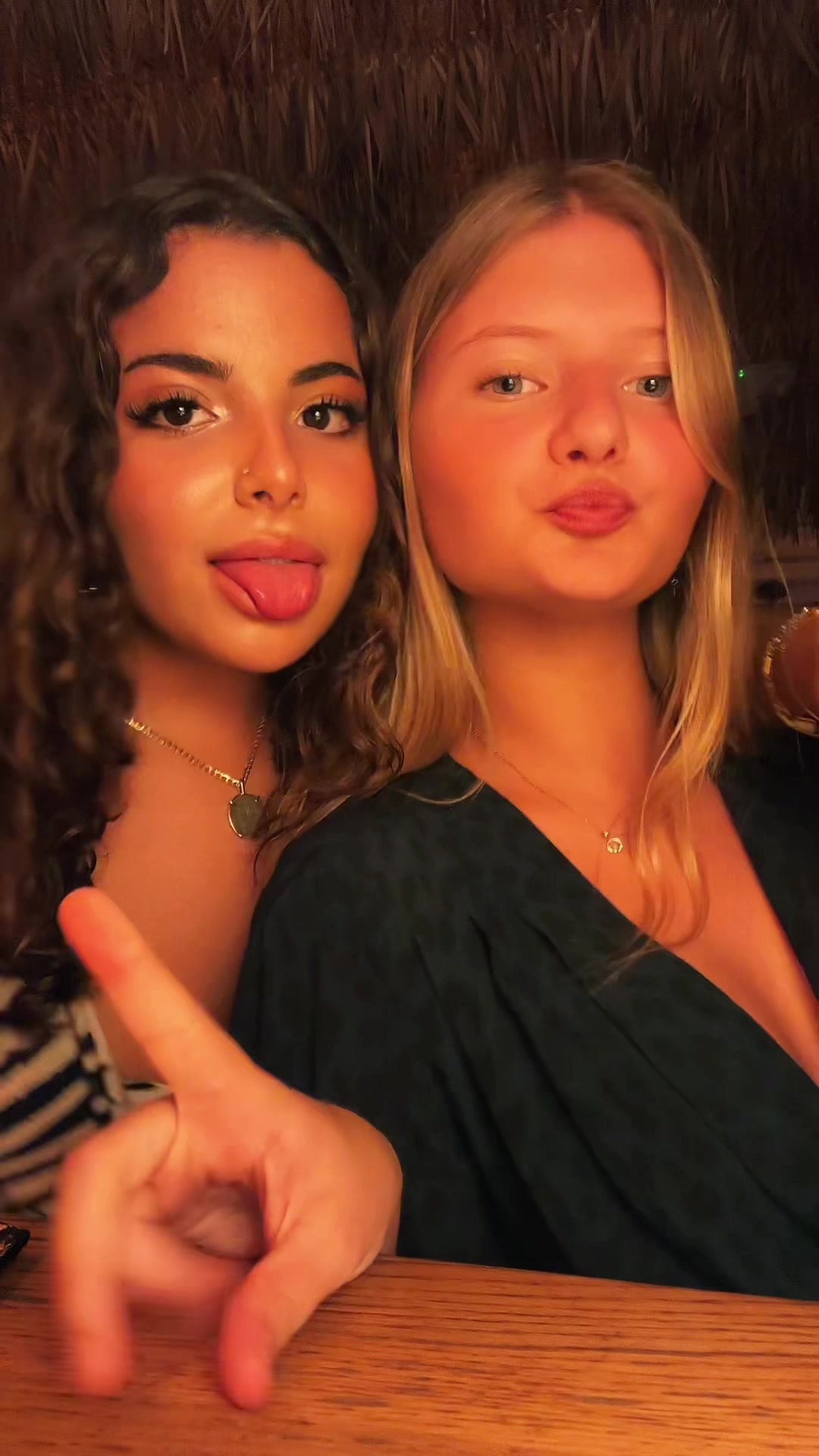 @cyanne