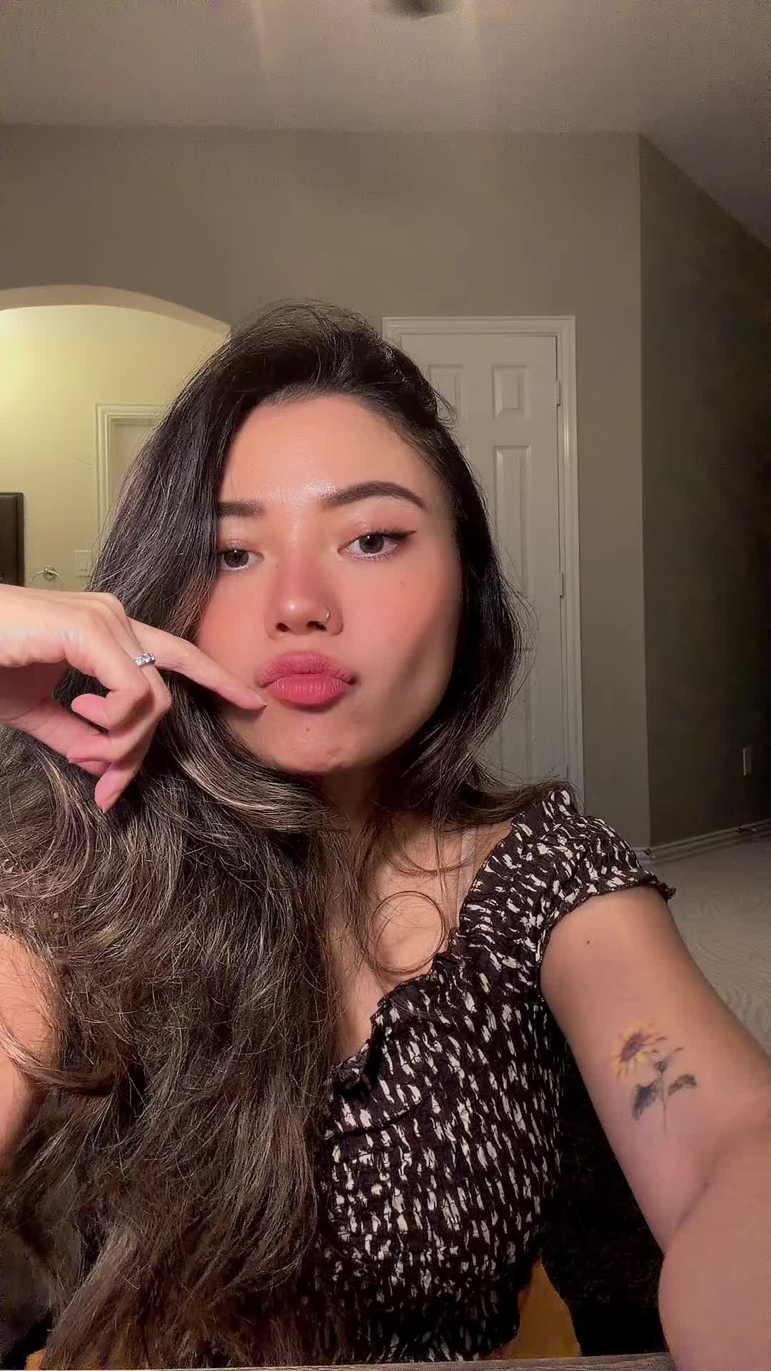 @ℳ ✨🎊