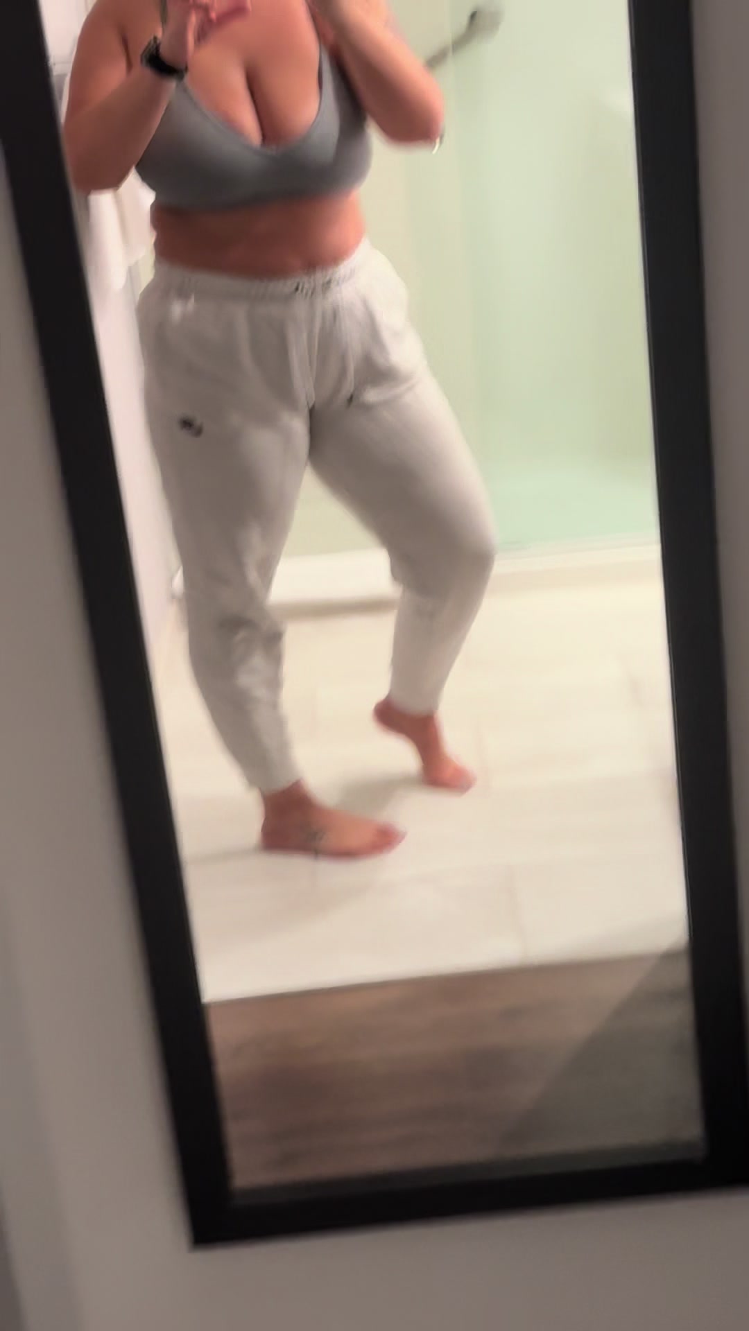 @alora_rosex