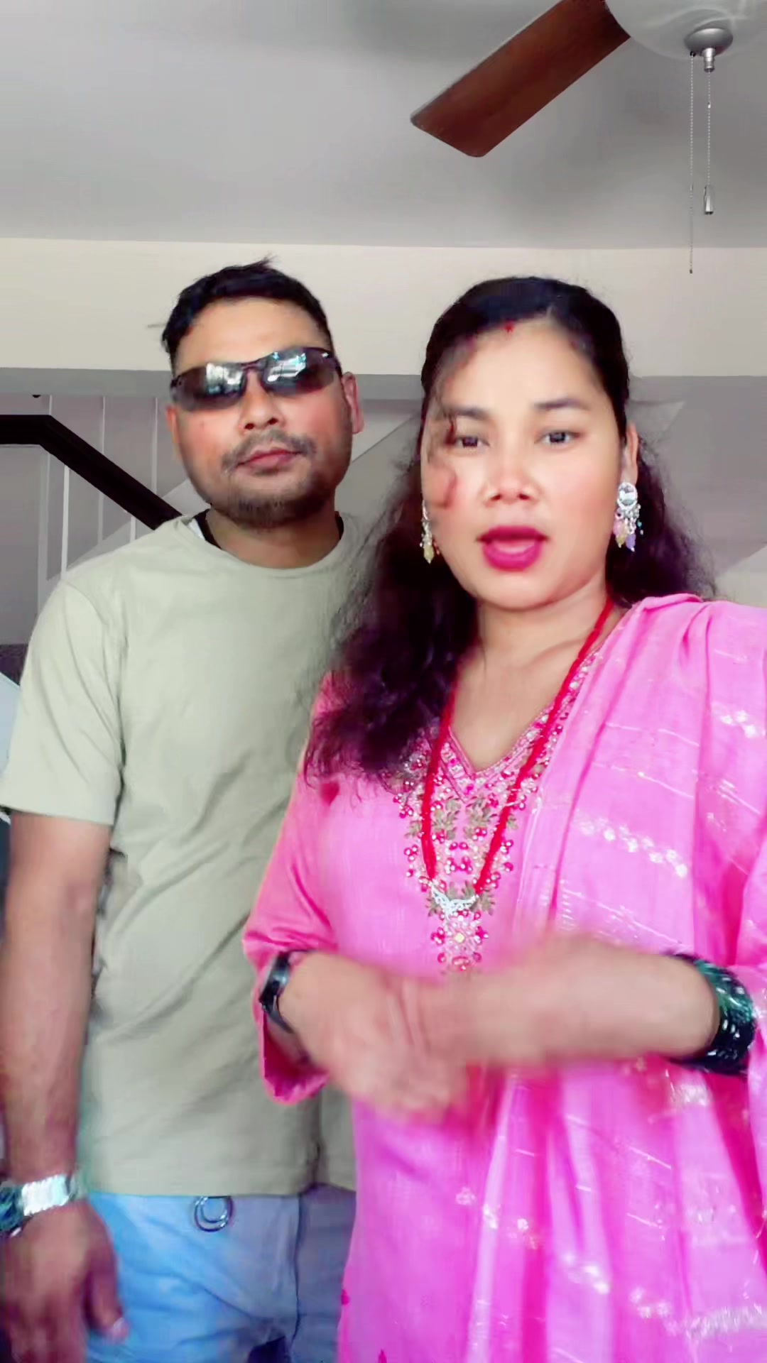 @Resham Chaudhary 🇳🇵🇺🇸 ✌️