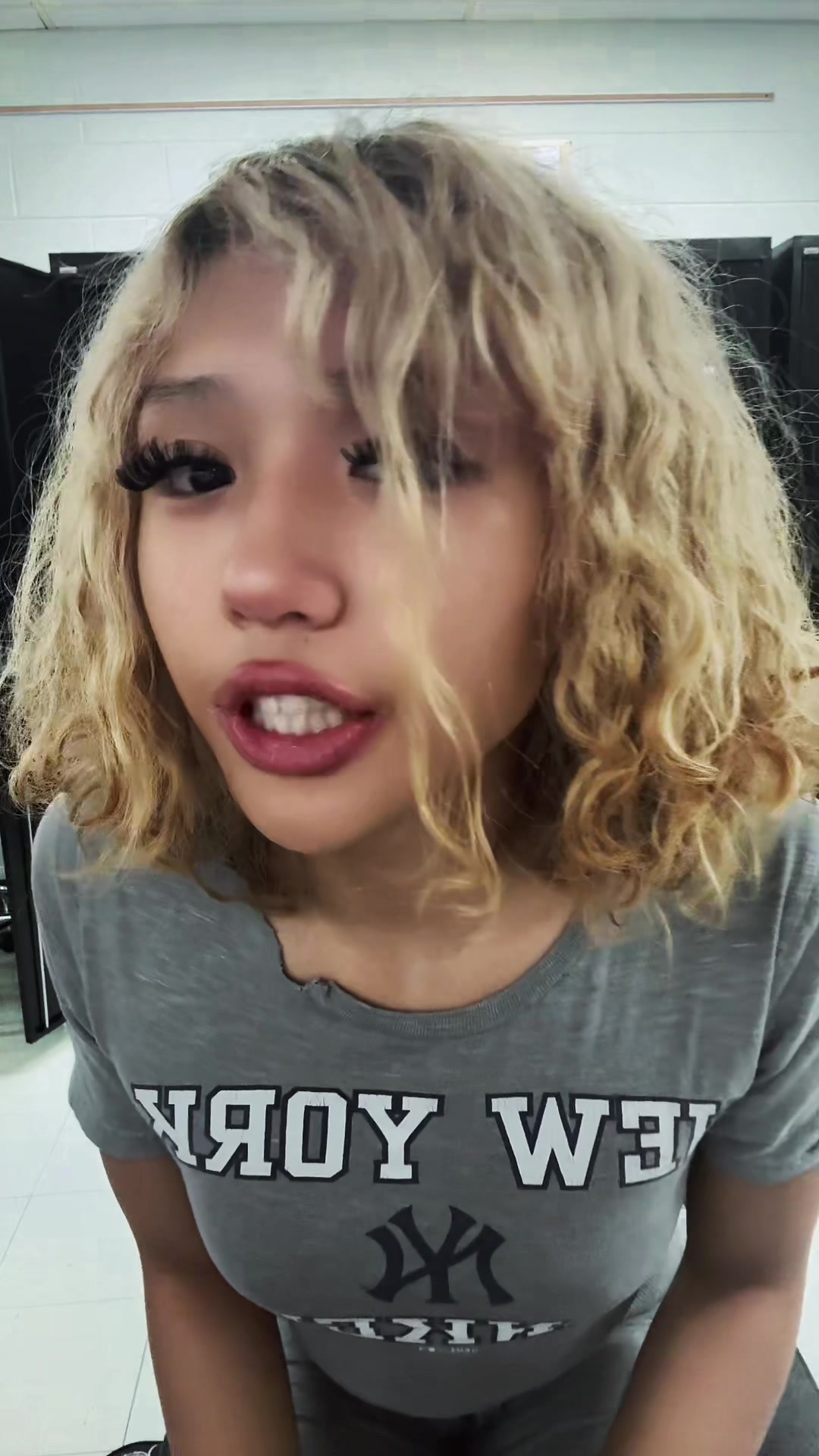 @sabrina 🦇