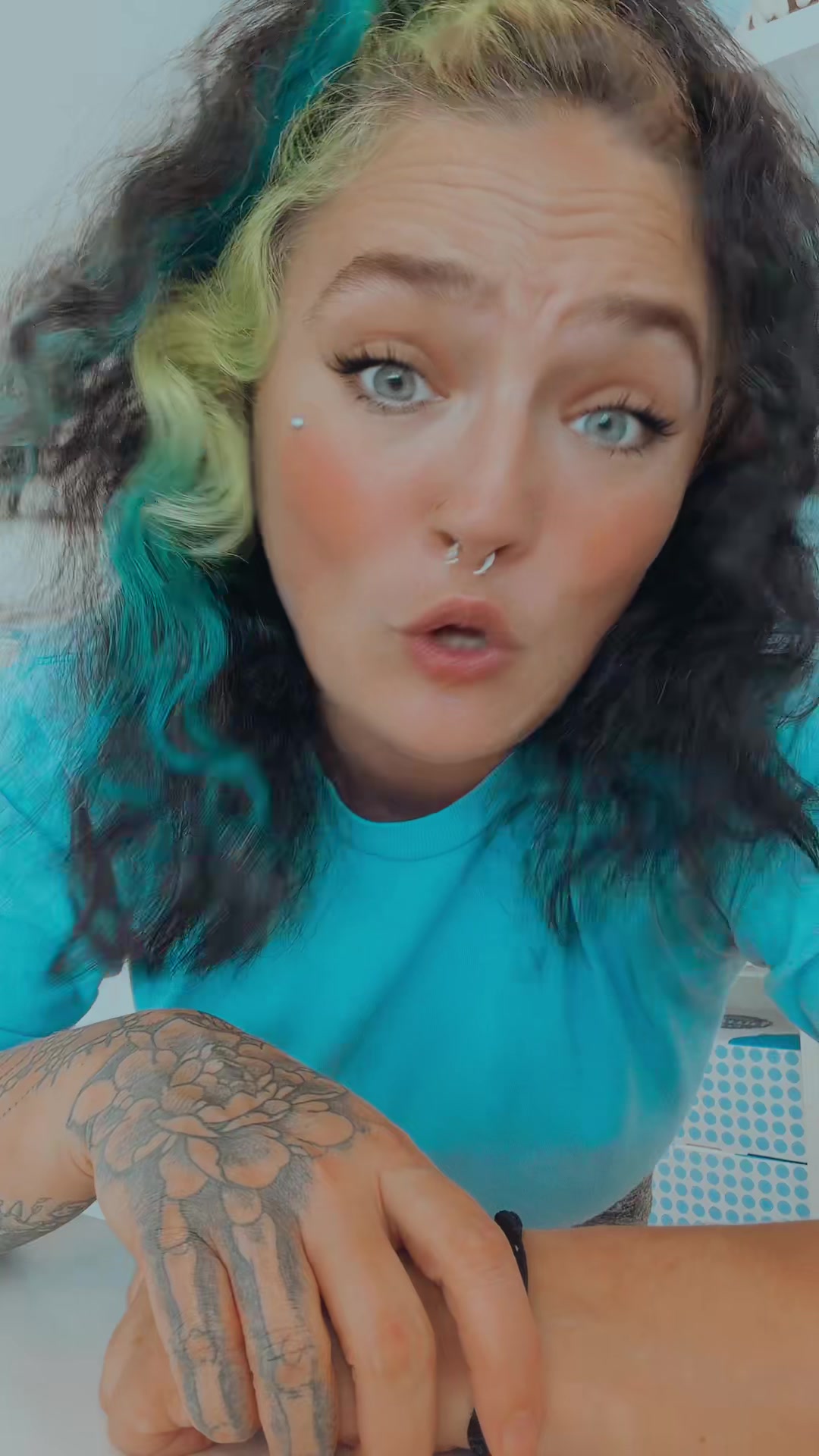 @MOMMYBRETT