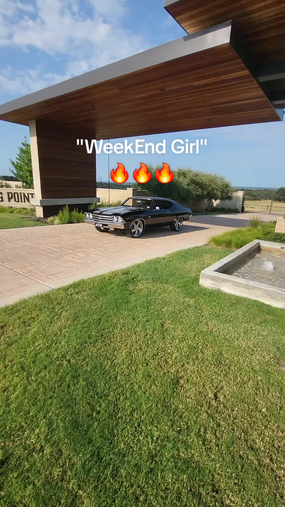 @MoMoney