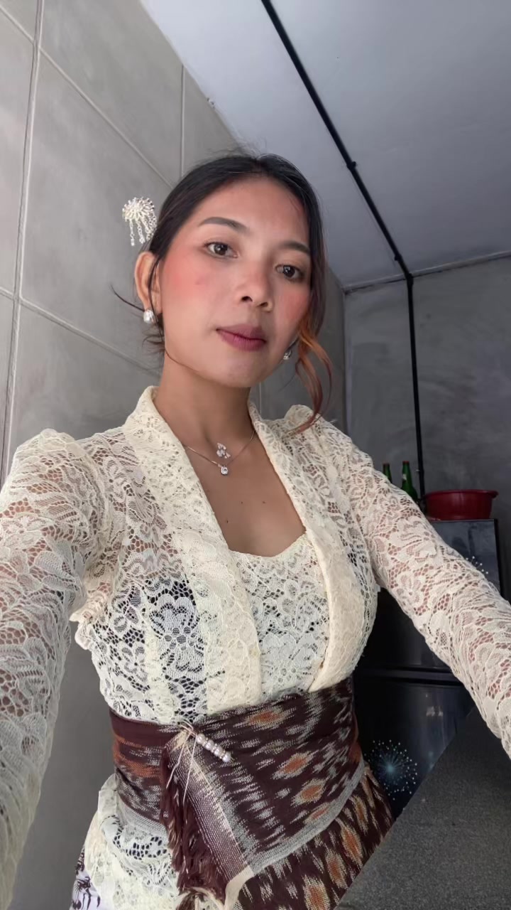 @Mnglia