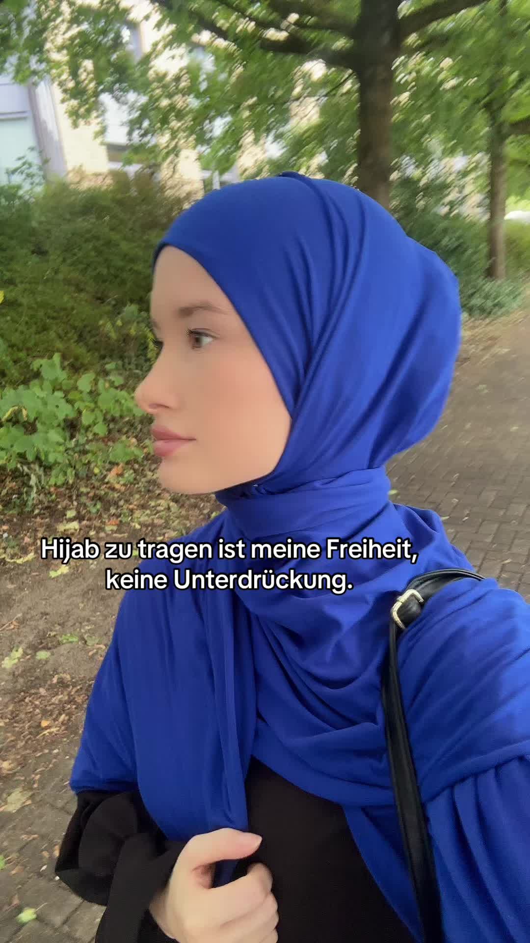 @celinn94