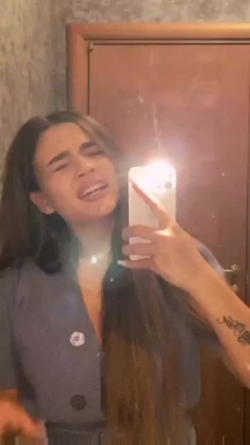 @V 🖤