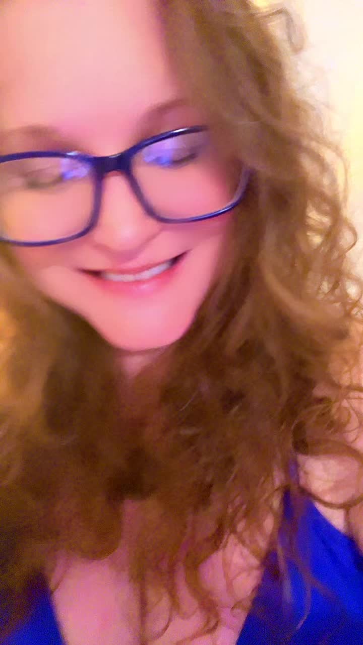 @foxycrimsongirl34