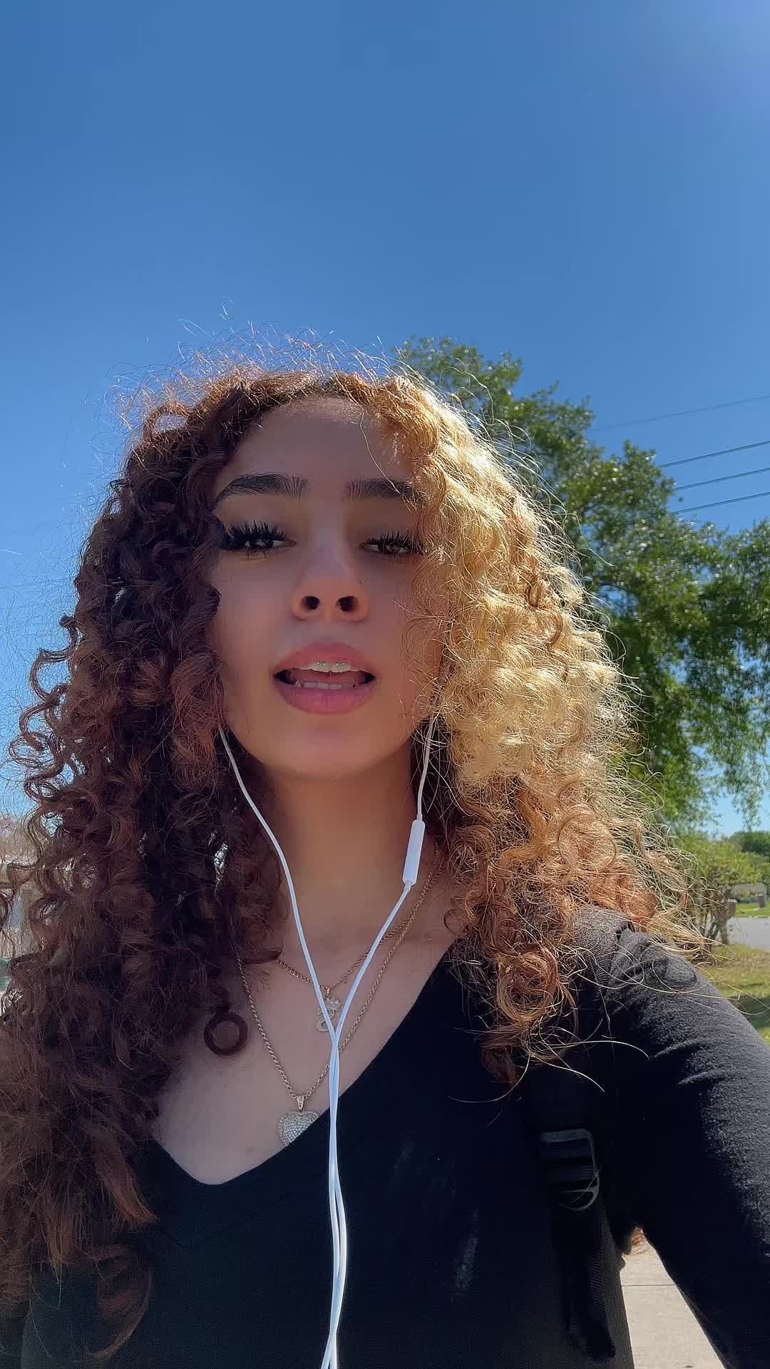 @mari