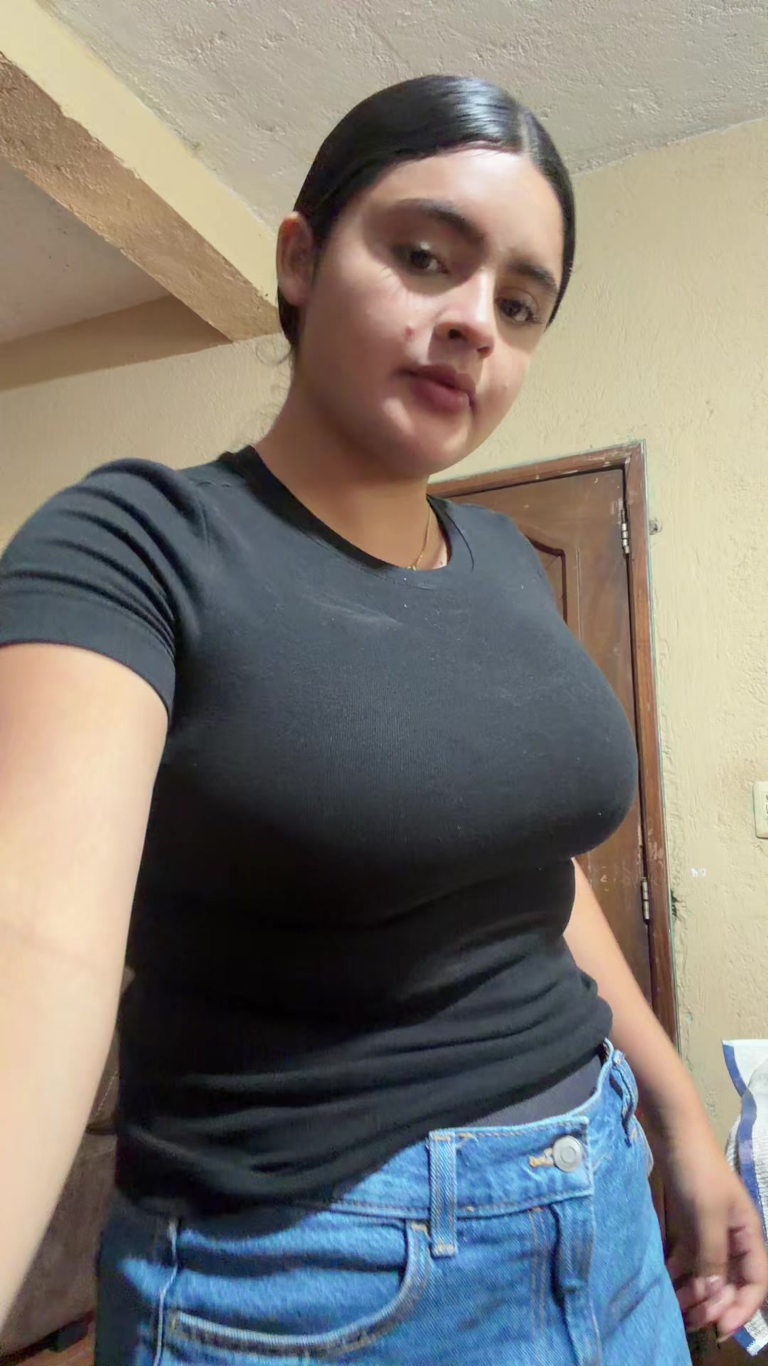 @liz_alvarez42
