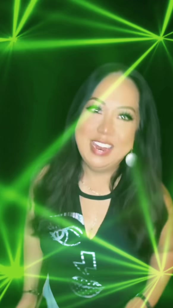 @DD💫UNIVERSE👑QUEEN