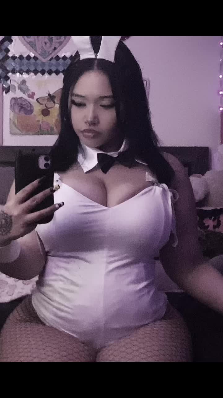 @ꨄ