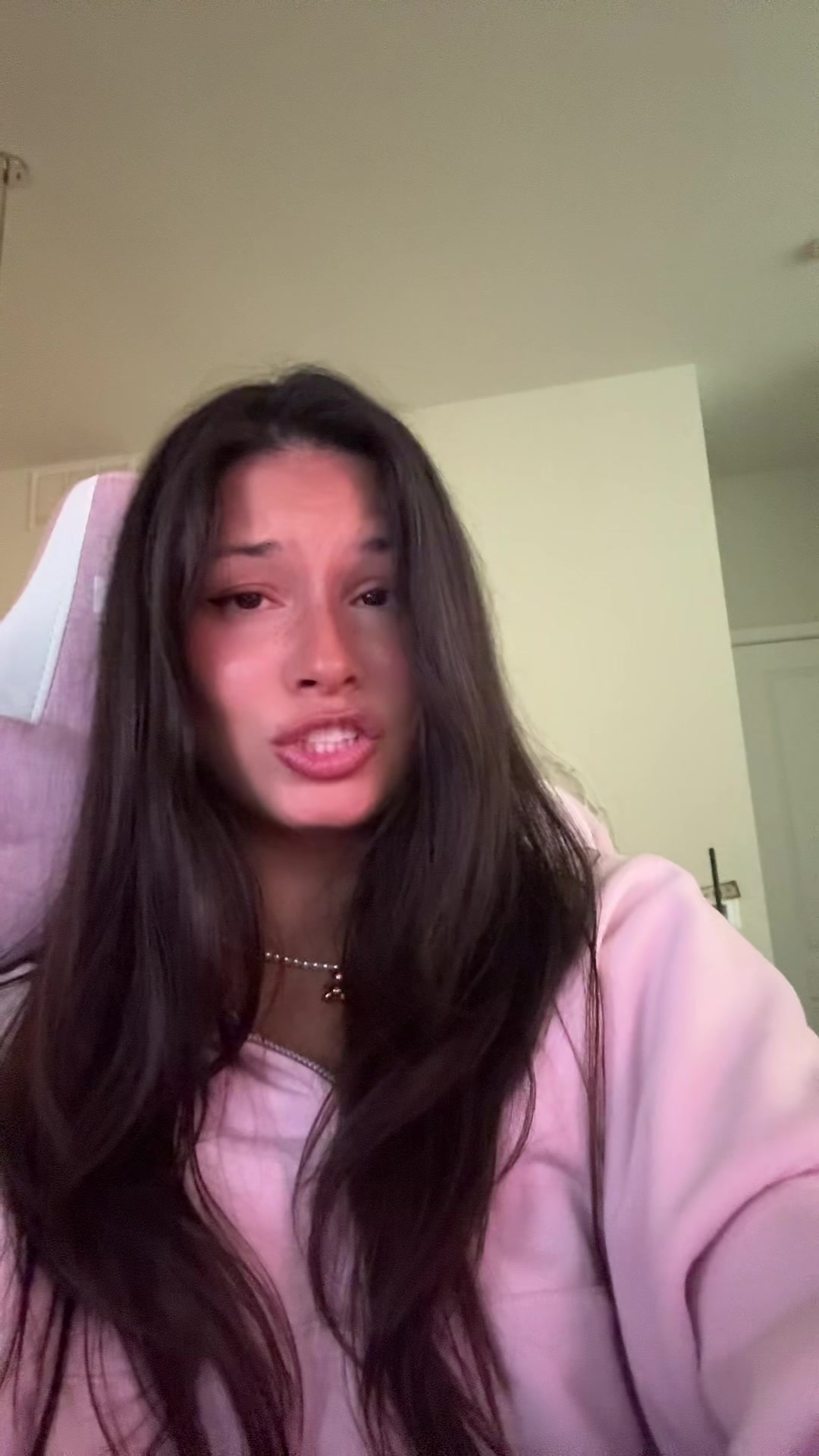 @ashlynn conway 🫧⋆。˚