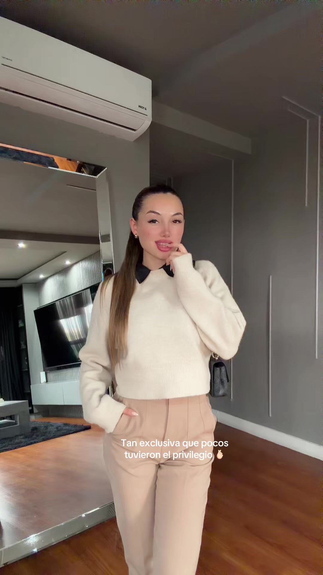 @JuliCicerelli