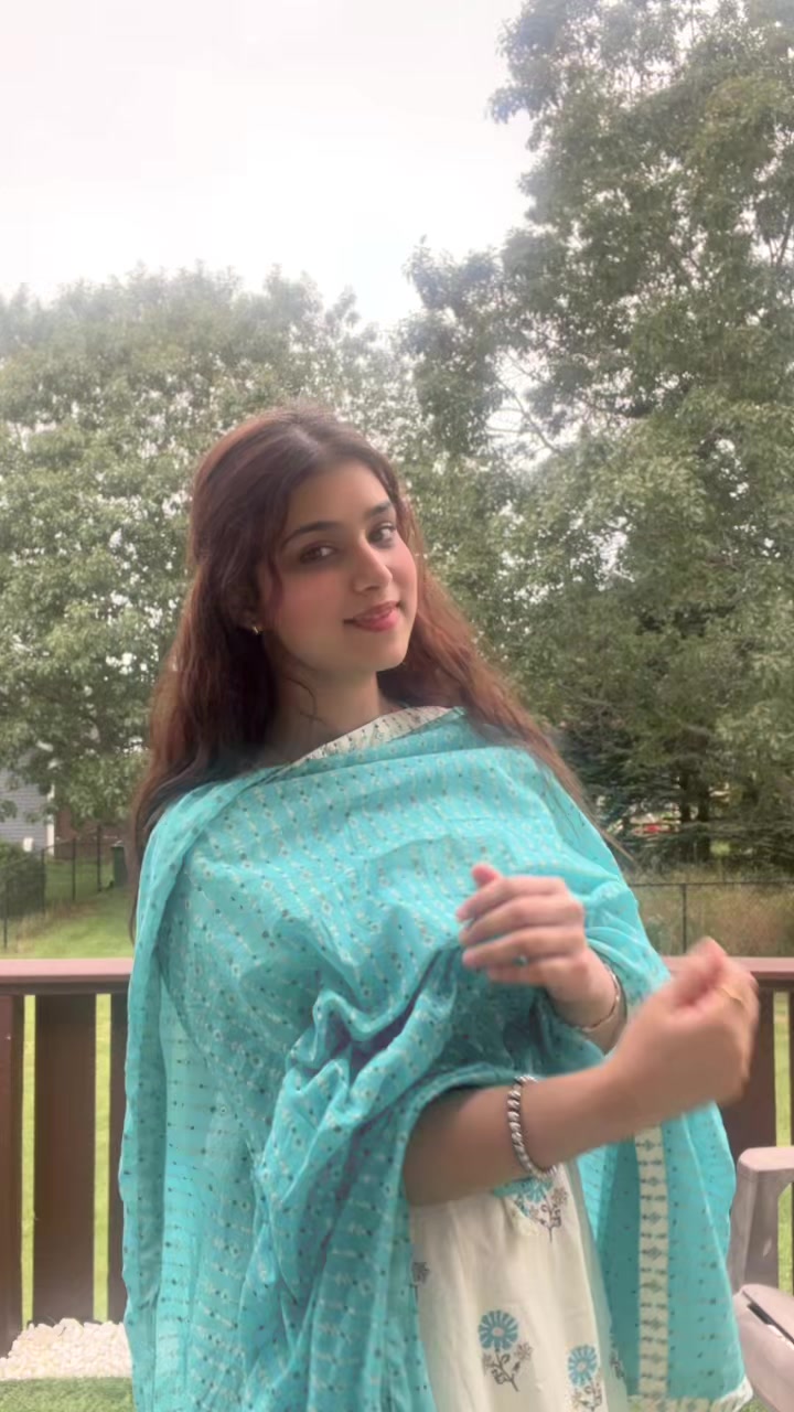 @साक्षी✨🎀