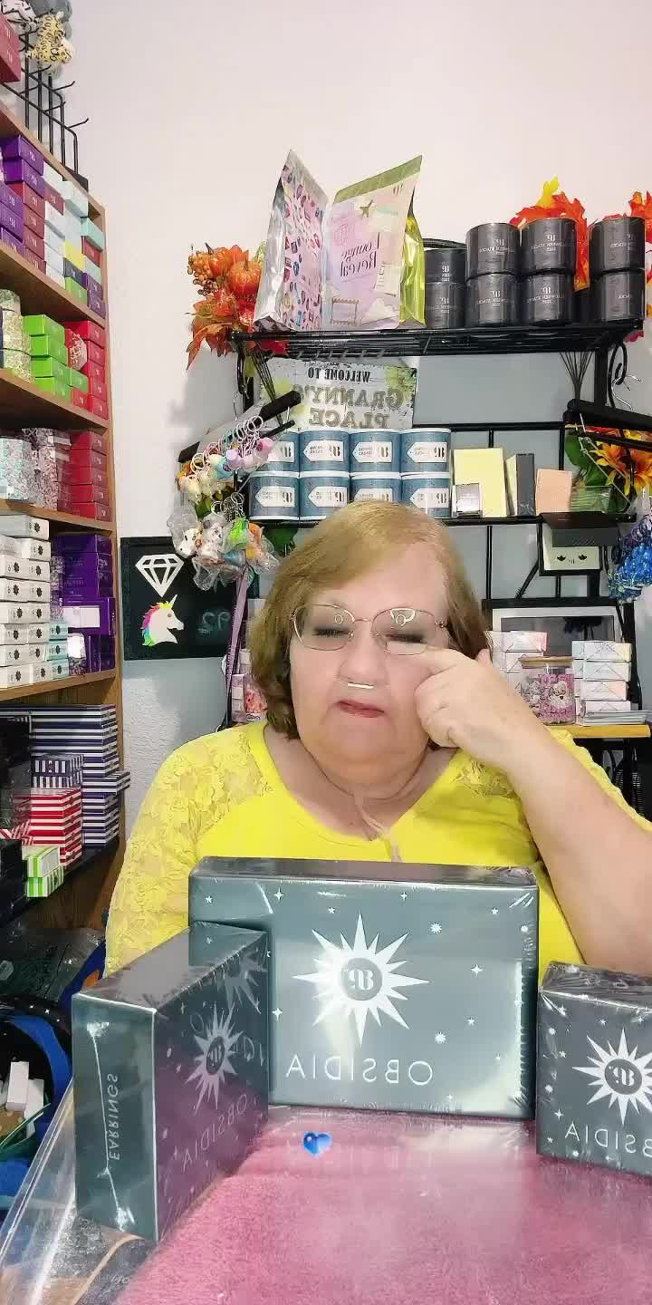 @granniespartyanimals