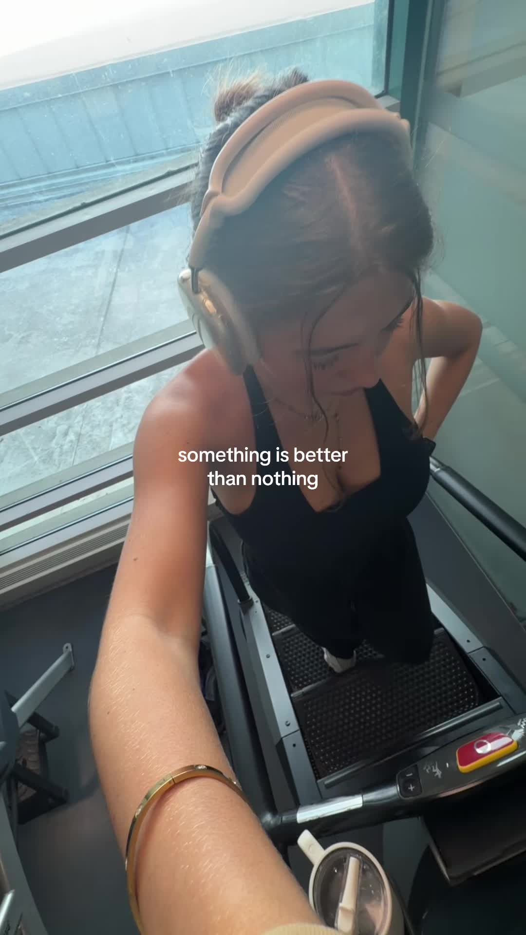 @Alina Fernández