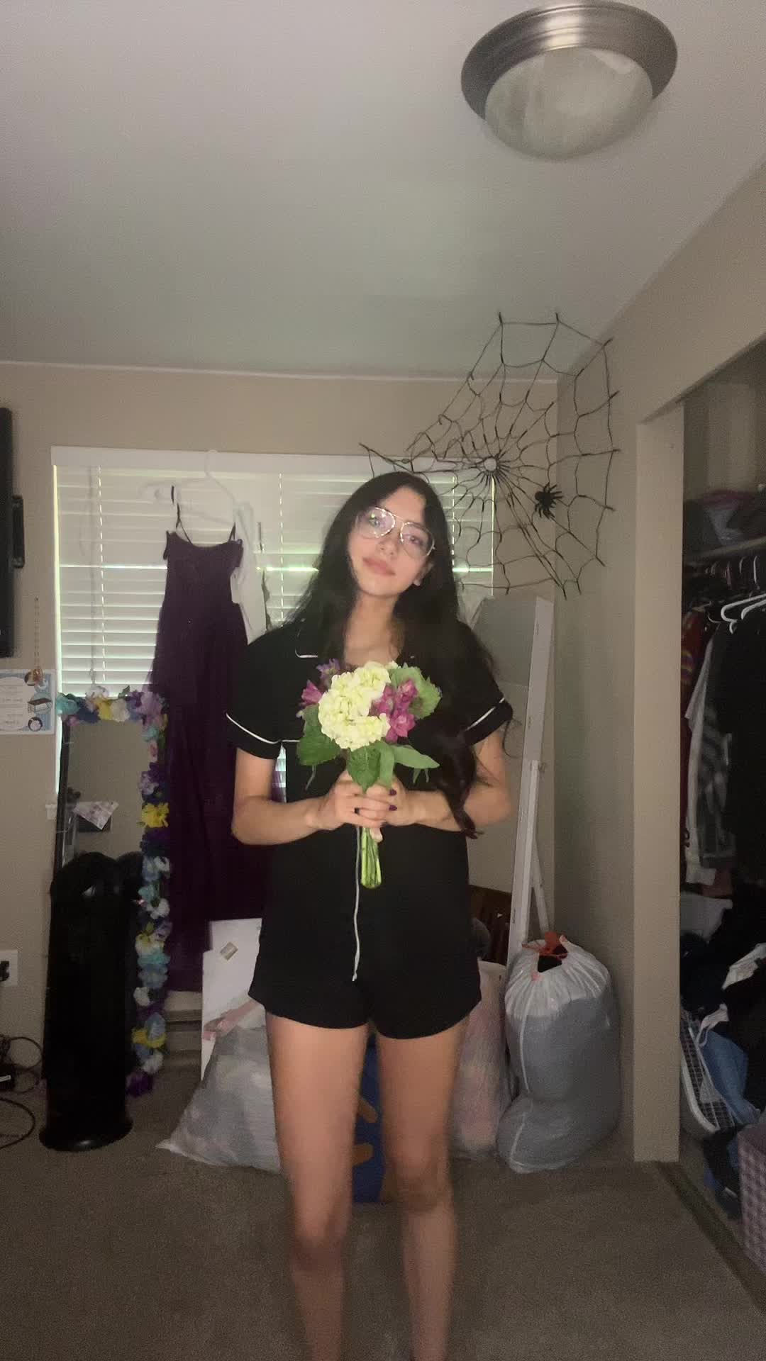 @Nela
