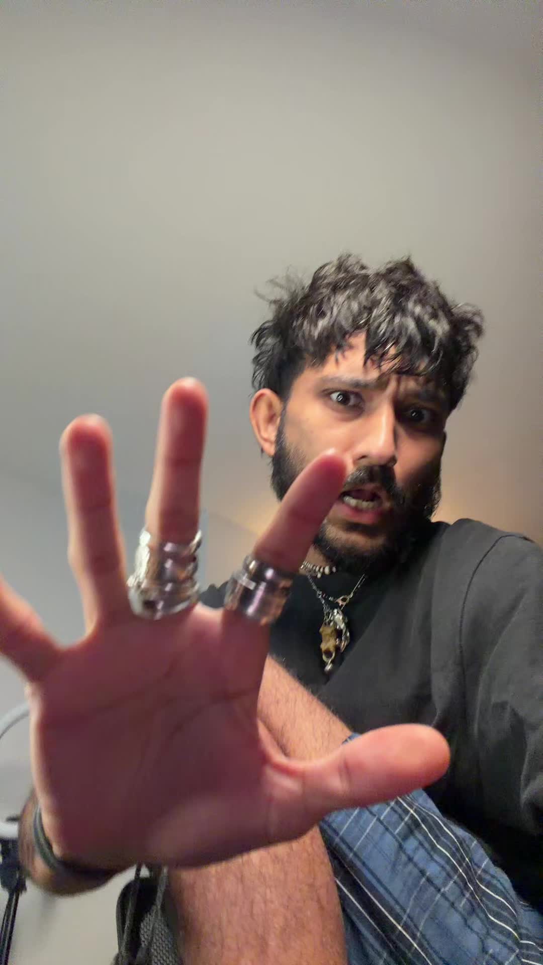 @Luvorboy