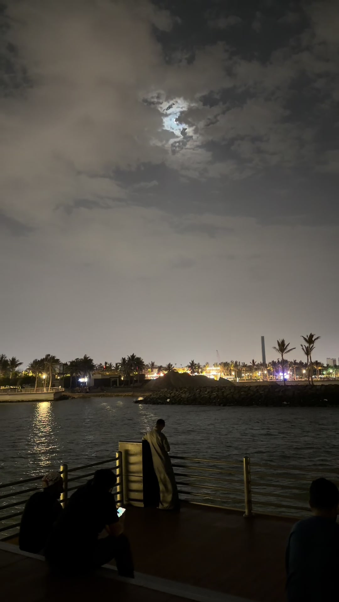 @فُ