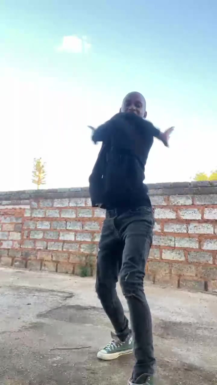 @Fefe Masigo🇿🇦