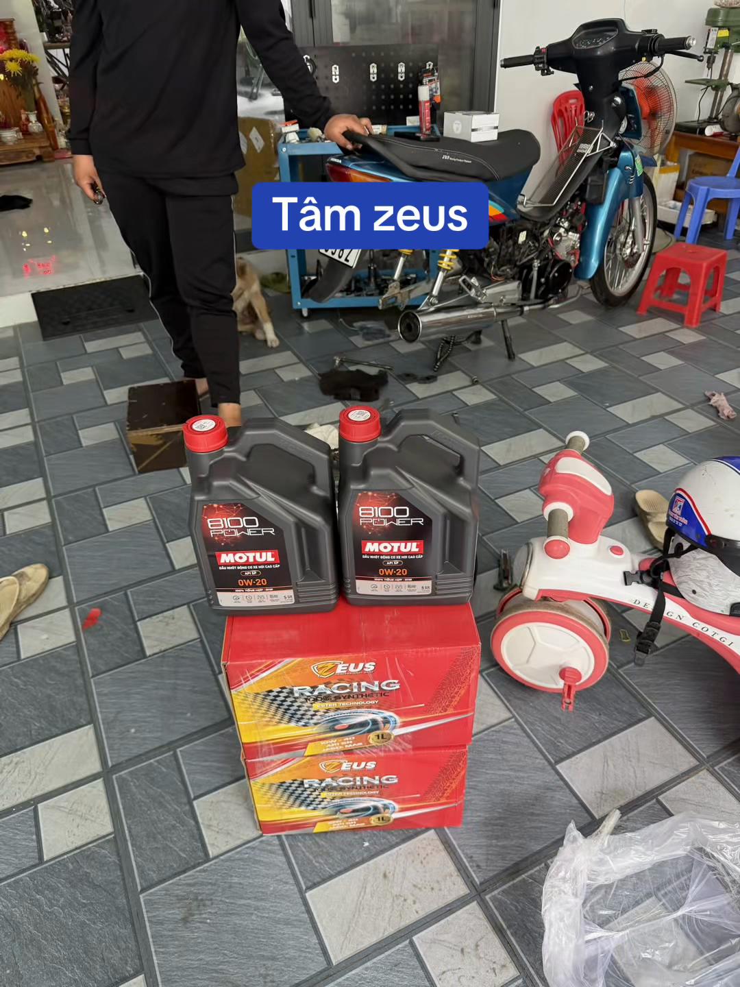 @Tâm Zeus