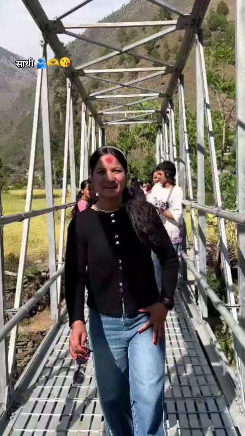 @Ritika🫂💐