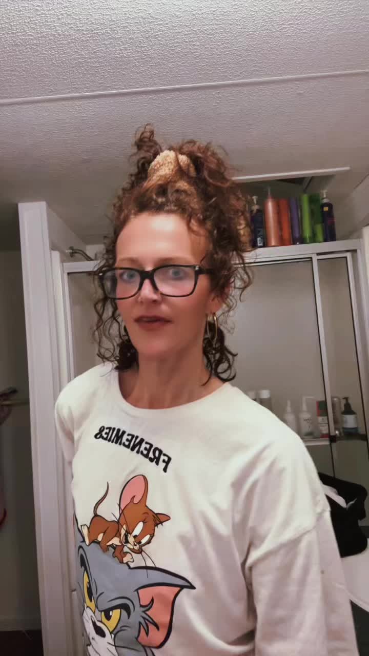 @whitneysellers99