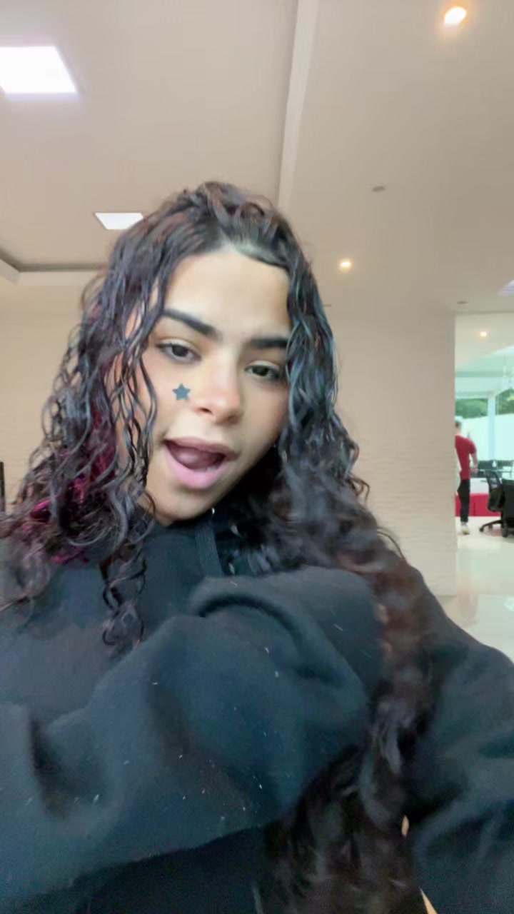 @Ana J&uacute;lia