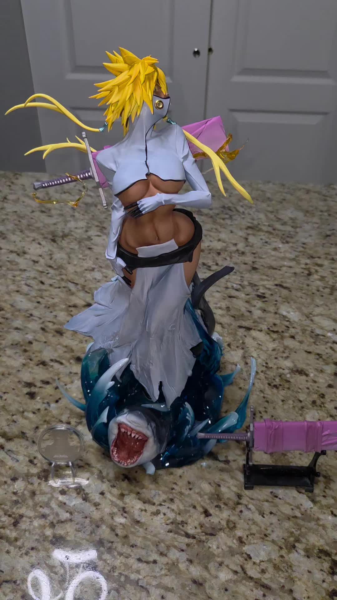 @sneaky.anime1