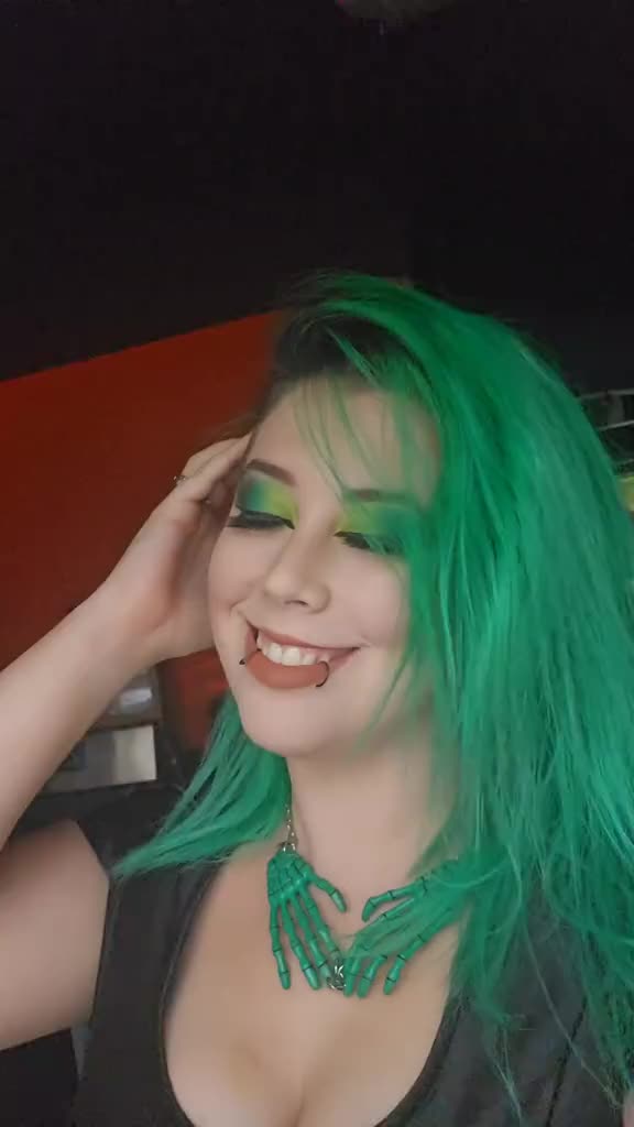 @Alyss Winkler