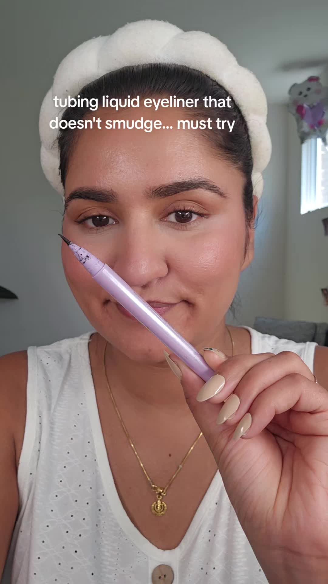 @MakeupWithJas