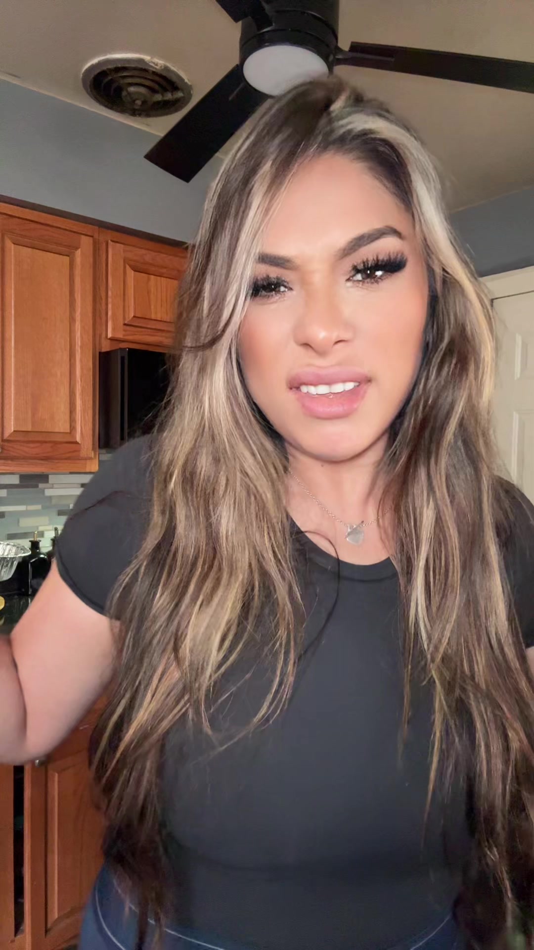 @Adriana 🇲🇽