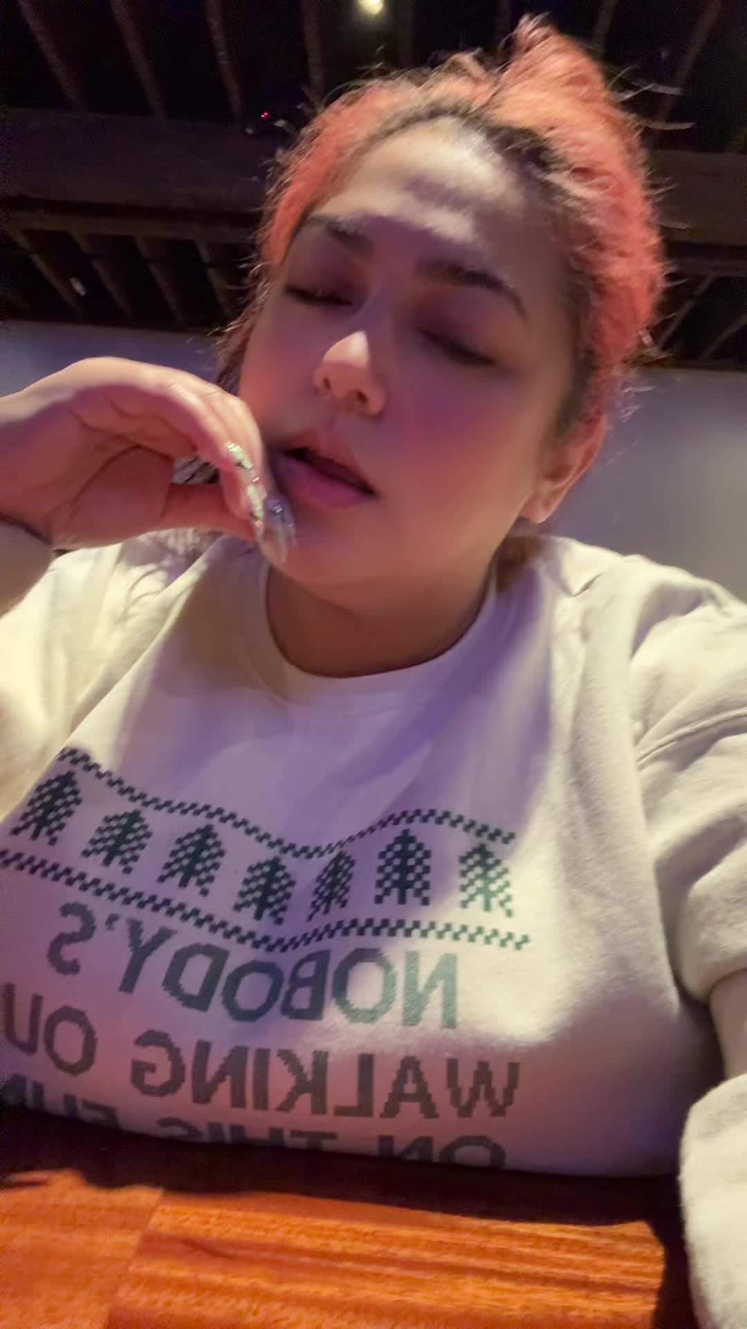 @Mari B
