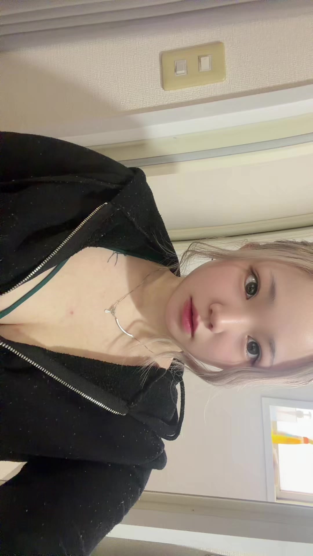 @。