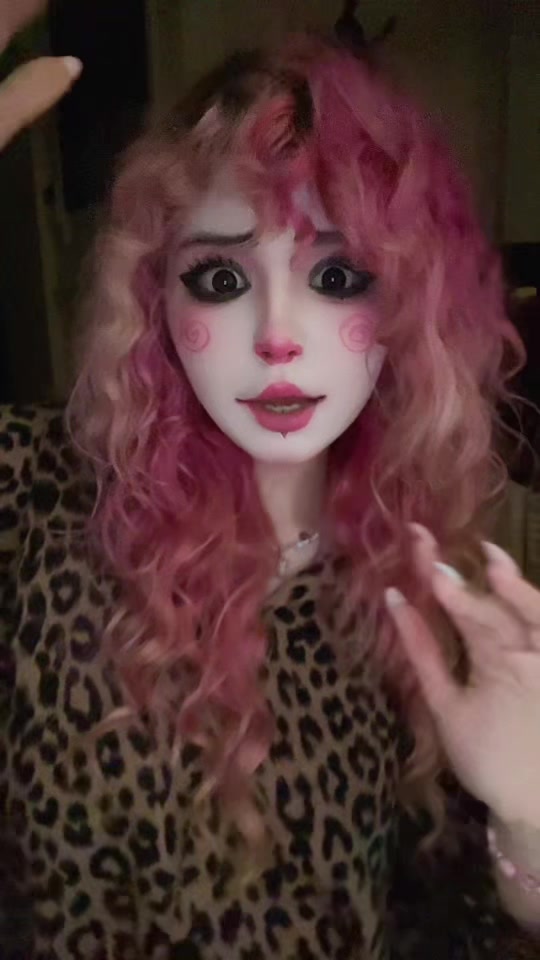 @vatrushk!n urie ˶ᵒ̴̶̷᷄‸ᵒ̴̶̷̥᷅˶