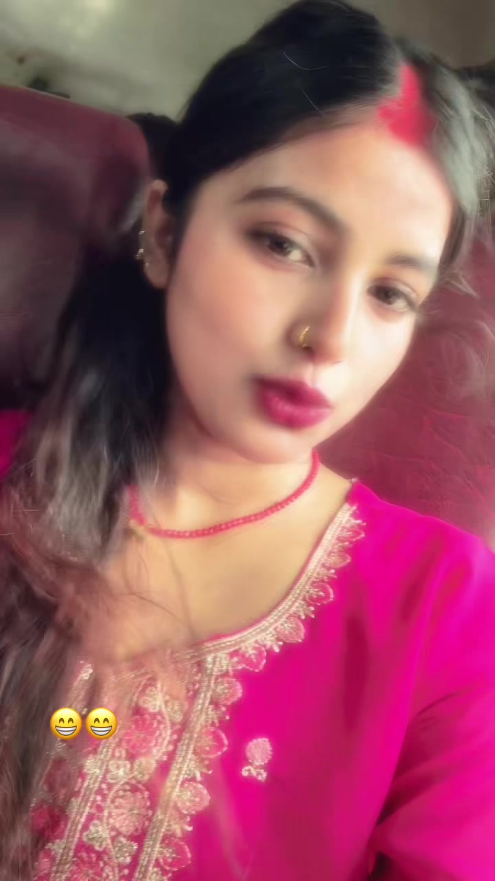 @😎PARI SHARMA😎