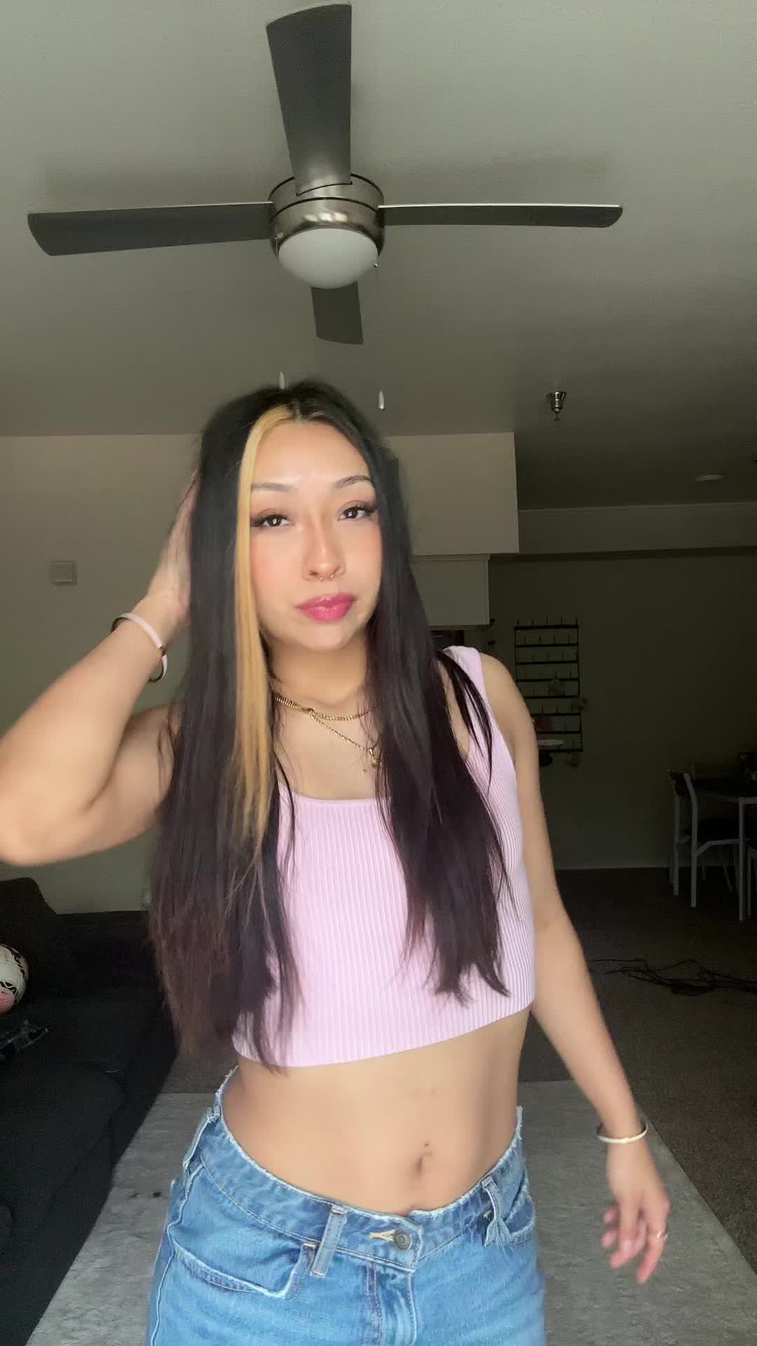 @Laisha