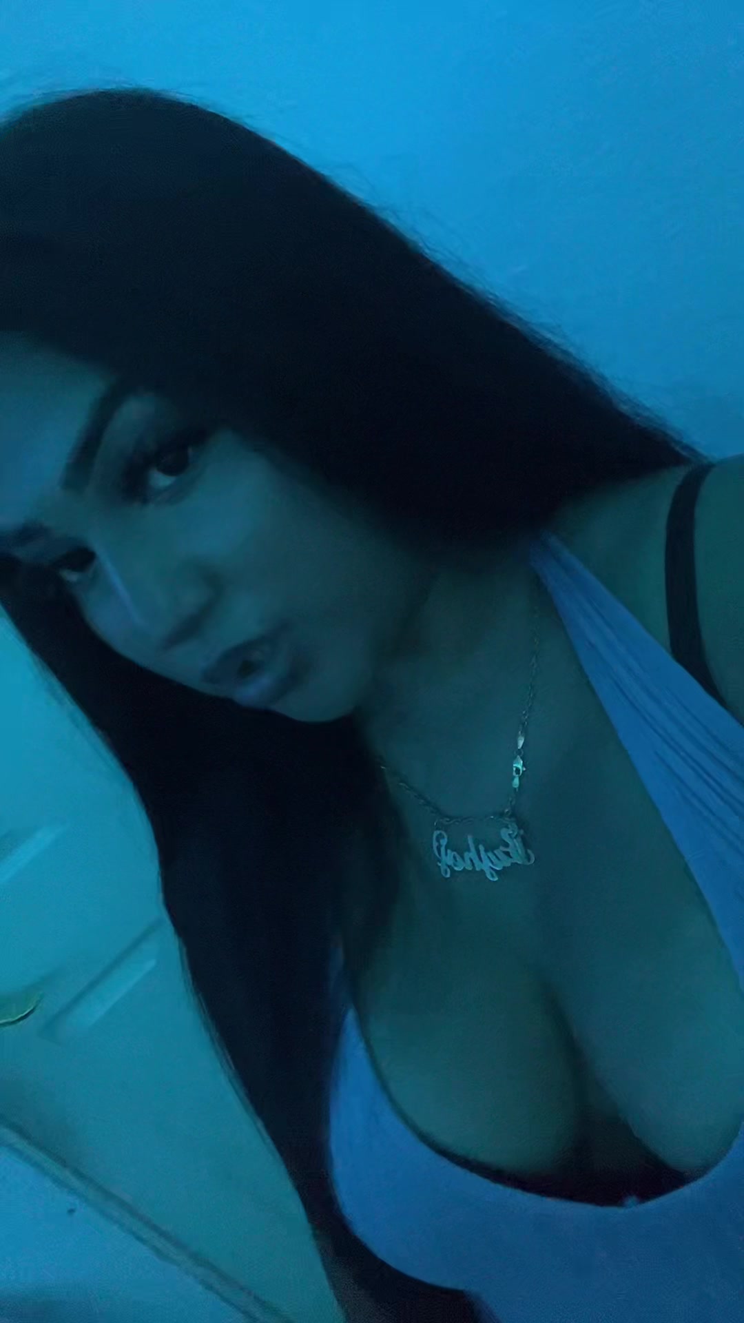 @zujhey9255