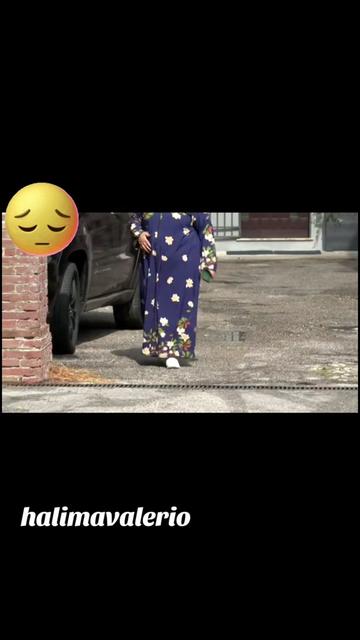 @halima_Valerio