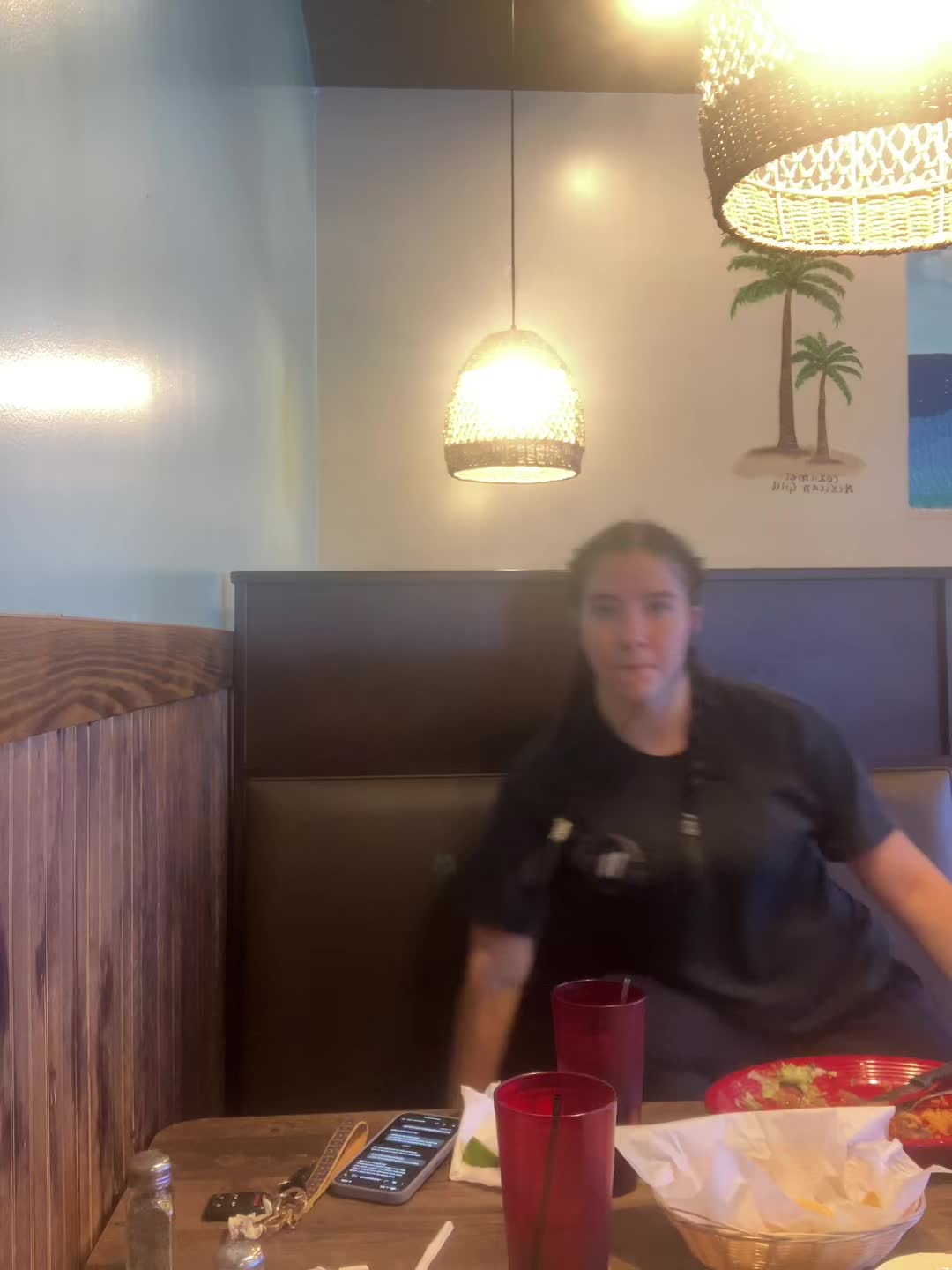 @Ella🦈🩵