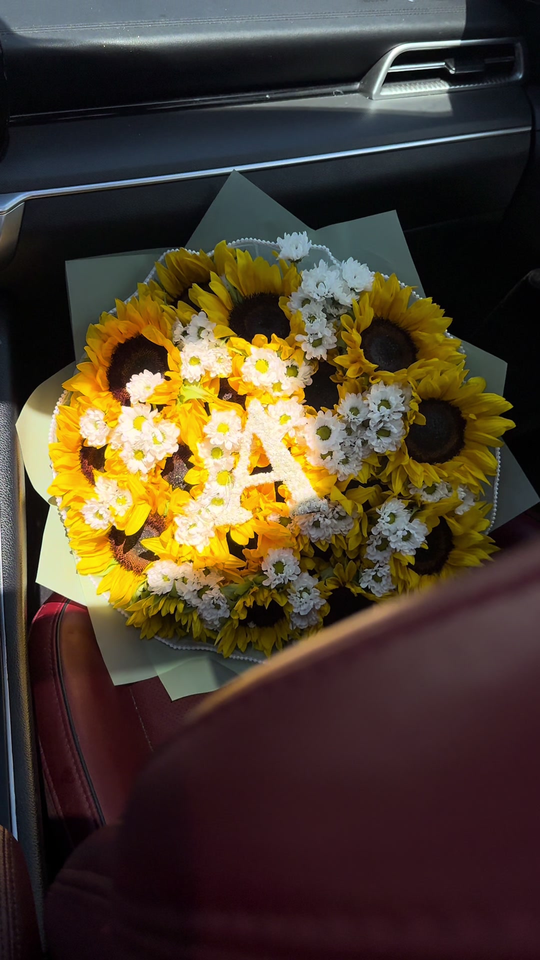 @vyvysflowers