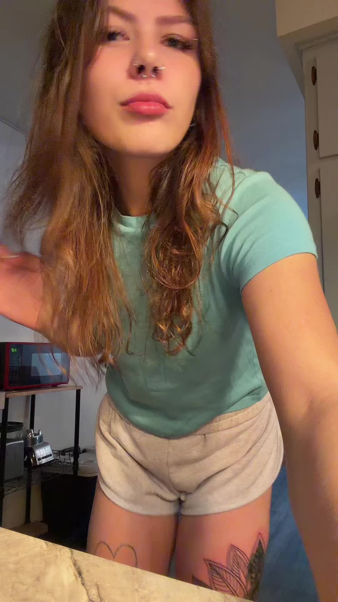 @..ellie..12