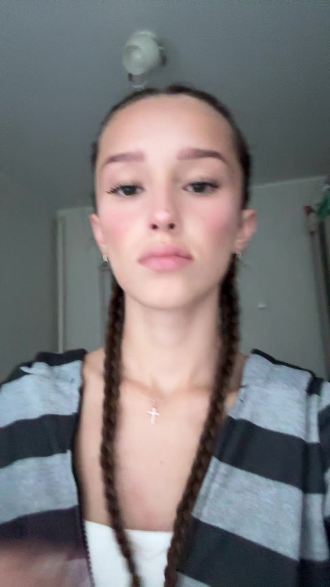 @suchfuck:/