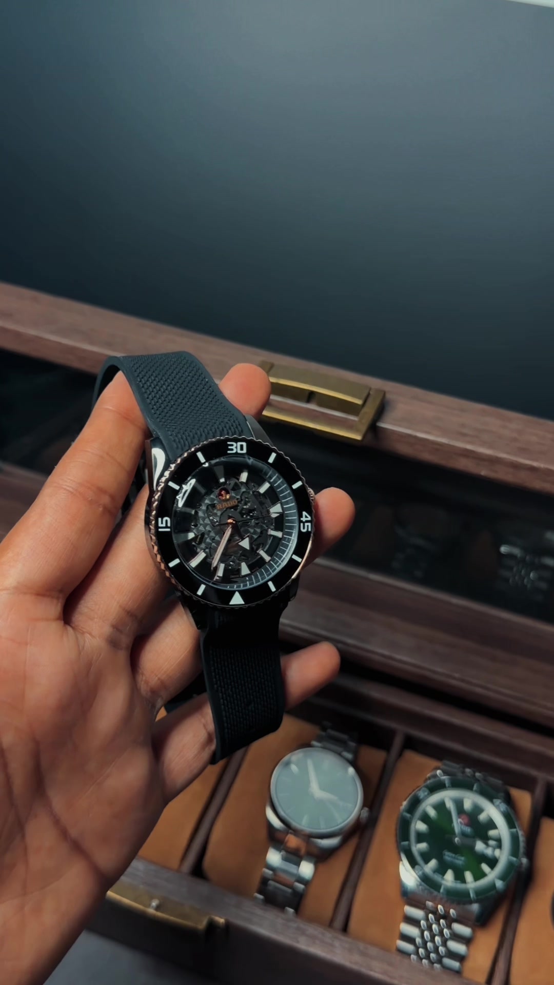 @Watch World