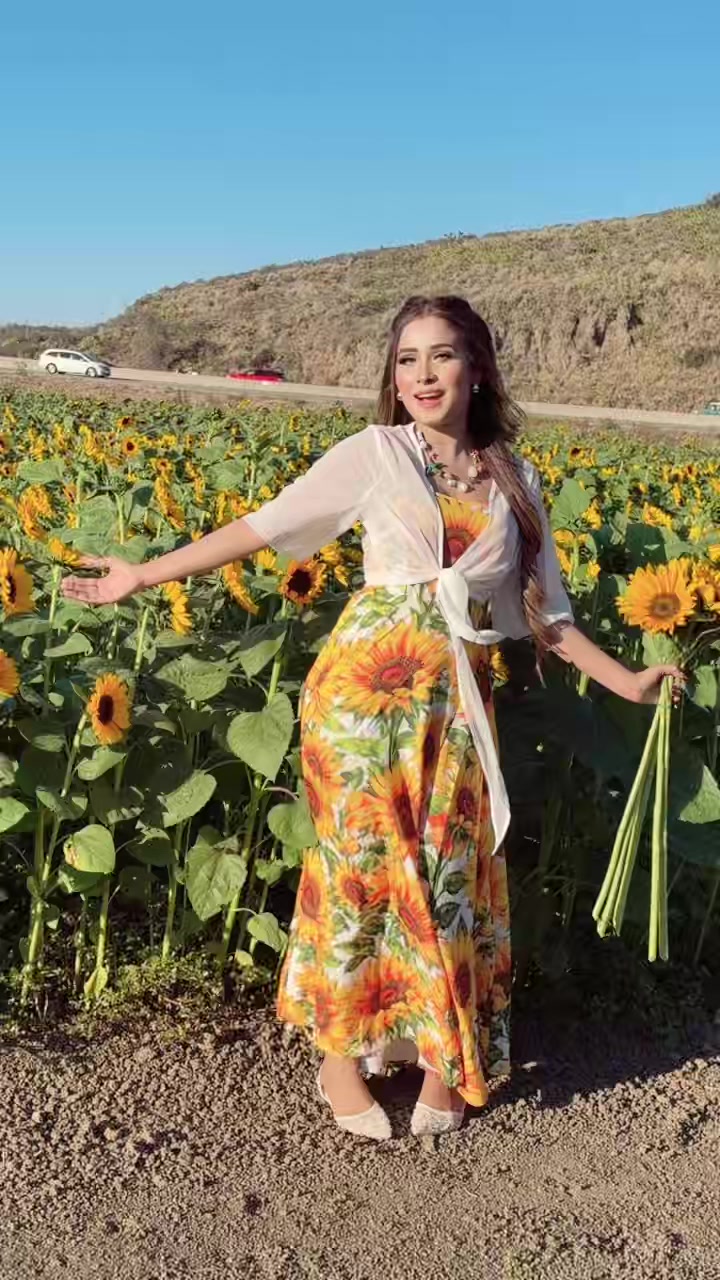 @Sunsinenila